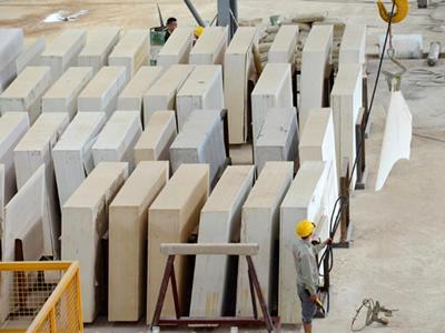Línea de producción de losas y baldosas de mármol en Vietnam